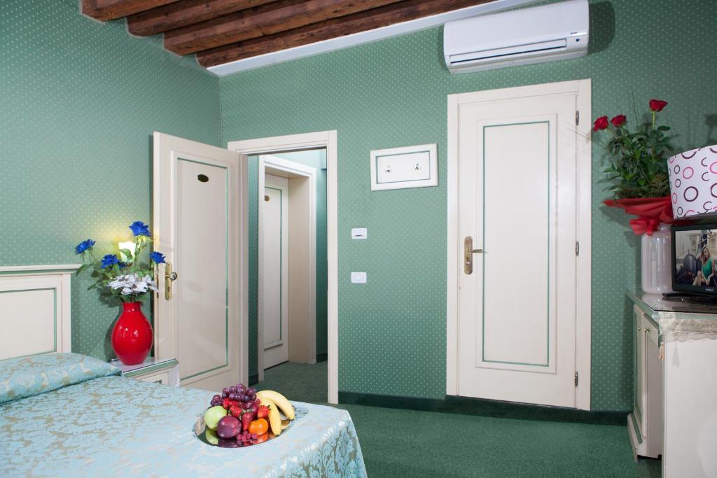 Nuova Residenza Laguna Venedig Zimmer foto