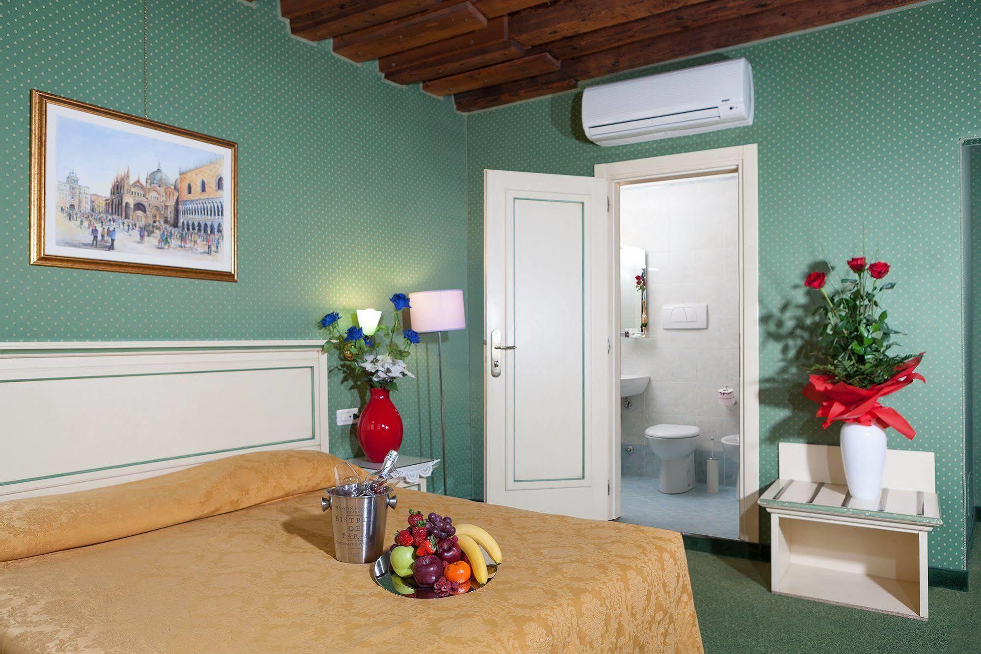 Nuova Residenza Laguna Venedig Exterior foto