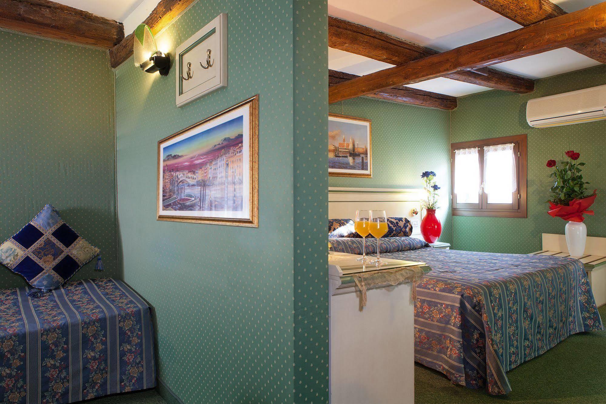 Nuova Residenza Laguna Venedig Exterior foto